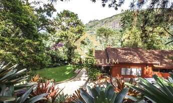 Imagem 2: Casa para aluguel e venda possui 400 metros quadrados com 6 quartos