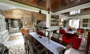 Imagem 5: Casa para venda com 550 metros quadrados com 4 quartos em Golfe - Teresópolis - RJ