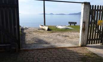 Imagem: Frente ao mar com rampa casa terreno de