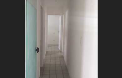 Imagem 5: Apartamento para venda possui 80 metros quadrados com 3 quartos em Encruzilhada - Recife