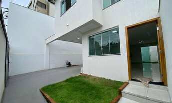 Imagem 2: Casa para venda possui 120 metros quadrados com 3 quartos em Itapoã - Belo Horizonte - MG