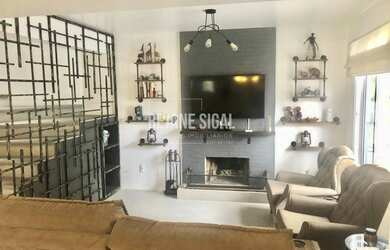 Imagem 2: Pelotas - Casa Padrão - Laranjal