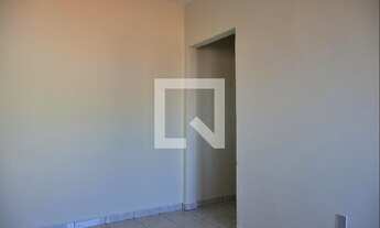 Imagem 3: Casa para Aluguel - Jardim Amanda In, 1 Quarto, 50 m2