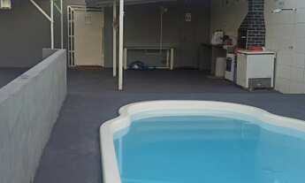 Imagem: Casa com piscina