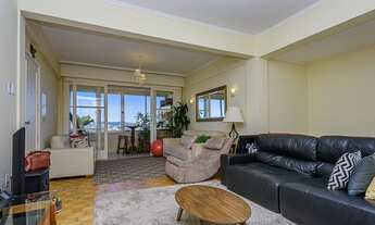 Imagem 5: Apartamento com 164 m 3 quartos 1 suíte andar alto vista na Independência - Porto Alegre