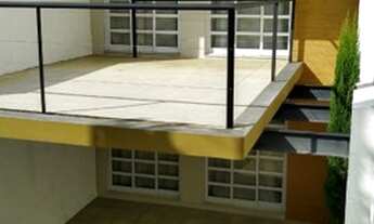 Imagem 2: Casa a venda ao lado do estádio de Guaratinguetá