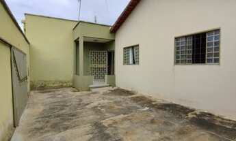 Imagem 2: Casa para venda tem 156 metros quadrados com 3 quartos em Residencial Primavera - Goiânia