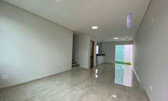 Imagem 6: Casa para venda possui 120 metros quadrados com 3 quartos em Itapoã - Belo Horizonte - MG