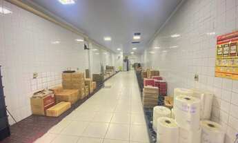 Imagem 2: Galpão/Depósito/Armazém para venda com 133 metros