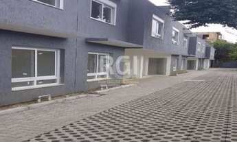 Imagem 2: Porto Alegre - Casa Padrão - Tristeza