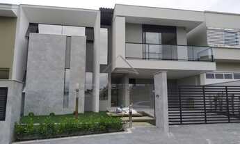 Imagem 2: Sobrado para venda com 274 metros quadrados com 4 quartos em Centro - Jaraguá do Sul - SC