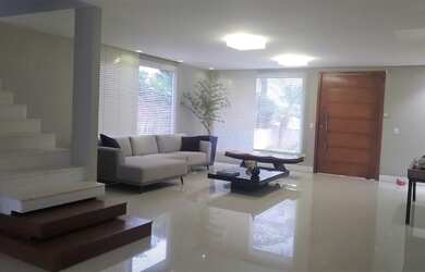 Imagem 5: Casa em alto padrão no Residencial dos Ipês/Macaé-RJ, com 04 suítes, sendo 1 master, área