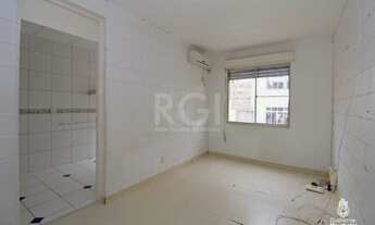 Imagem 2: Porto Alegre - Apartamento Padrão - Vila Nova