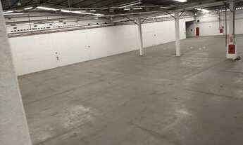 Imagem 3: Galpão/Depósito/Armazém para aluguel possui 11000 metros quadrados