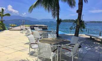 Imagem: Casa de 1500 metros quadrados no bairro