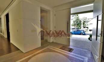 Imagem 3: Casa para venda e locação no Residencial 2 em Alphaville, com 850 m2 e 4 quartos