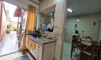 Imagem 4: Casa para venda tem 77 metros quadrados com 2 quartos