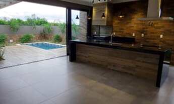 Imagem 3: Casa a venda em condomínio fechado na zona sul de Ribeirão Preto / ARARA AZUL