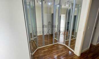 Imagem 4: Apartamento para venda tem 192 metros quadrados com 4 quartos