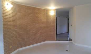 Imagem 4: Sobrado em Condomínio no Jardim Colinas com 4 Dorms sendo 2 suítes