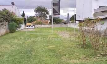 Imagem 4: Terreno a venda com 716 m² no bairro Bacacheri