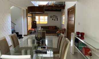 Imagem 4: Casa de condomínio para venda possui 285 metros quadrados com 4 quartos