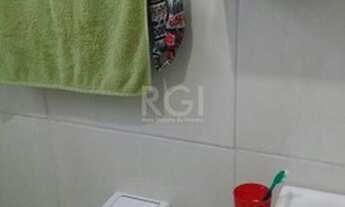 Imagem: Porto Alegre - Casa Padrão - Cascata