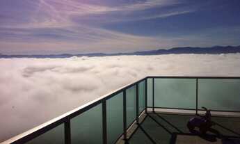 Imagem 4: Linda casa com magn?fica vista definitiva