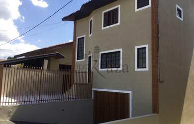 Imagem 2: Casa Sobrado - Jardim das Indústrias -260 m² - 3 Dormitórios