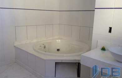 Imagem 7: Sobrado para Venda em Mogi das Cruzes, Alto Ipiranga, 3 dormitórios, 3 suítes, 2 banheiros