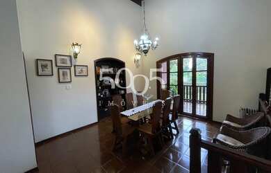 Imagem 3: Casa à venda no condomínio Mangueiras de Itu com 472m² de construção e 1450m² de área tota