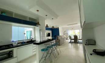 Imagem 4: Casa para venda tem 180 metros quadrados com 3 quartos