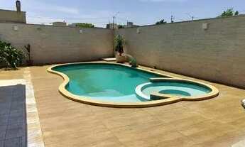 Imagem: Casa à venda, 3 quartos, 1 suíte, 4 vagas