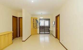 Imagem 2: Apartamento com 1 dormitório para alugar, 52 m² por R$ 2.303,91/mês - Centro - Curitiba/PR