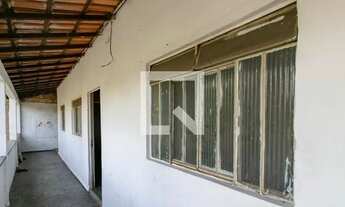 Imagem 6: Casa para Aluguel - Floramar, 2 Quartos, 360 m2