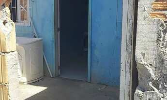 Imagem 6: Alugo casa de 2 quarto sala e cozinha e1banheiro