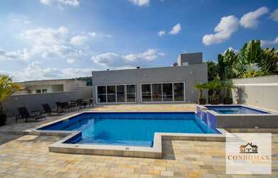 Imagem 4: Casa Térra Mobiliada 4 suítes com Salão de jogos- Condomínio Shambala 2