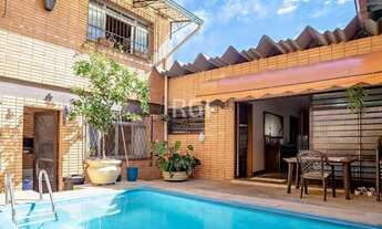 Imagem 1: Casa para Venda - 250m², 3 dormitórios, sendo 1 suites, 2 vagas - Cristal