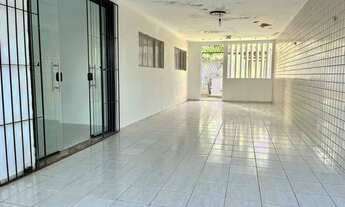 Imagem 2: Auguel Casa em Ponta negra 3 quartos