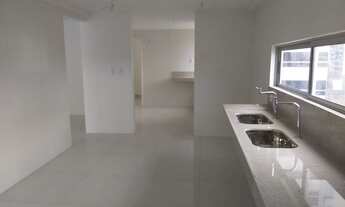 Imagem 7: Apartamento para venda possui 244 metros quadrados com 4 quartos em Brisamar - João Pessoa