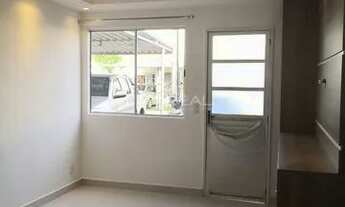 Imagem 2: Casa à venda no Condomínio Viva Vida: modulados e área externa com cobertura