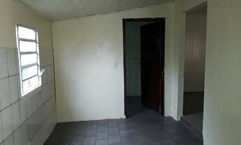 Imagem 7: Casa com 3 dormitórios para alugar por R$ 900,00/mês - Coqueiral - Cascavel/PR