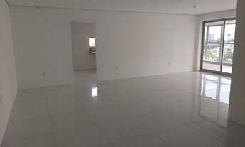 Imagem 2: Apartamento para venda possui 244 metros quadrados com 4 quartos em Brisamar - João Pessoa