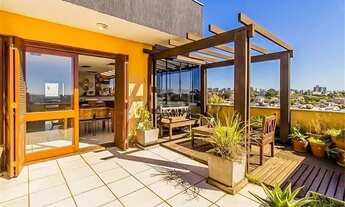 Imagem 4: Cobertura de 3 dormitórios e 3 vagas de garagem no bairro Jardim Planalto em Porto Alegre