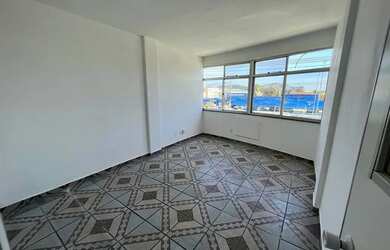 Imagem 2: Sala com 1 banheiros para Aluguel, 0 m² em Niterói/RJ