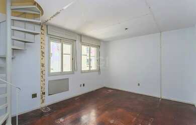 Imagem 3: Cobertura duplex de frente com amplo terraço na Cidade Baixa