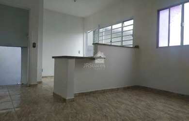 Imagem 2: CASA SOBREPOSTA C/ 3 QUARTOS E ESPAÇO GOURMET!