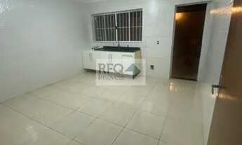 Imagem 2: Sobrado para locação com 2 suites, sacada, lavabo , quintal em ótima localização na Regia