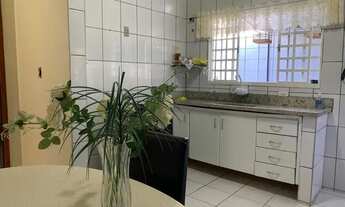 Imagem 6: Casa para Venda em Uberlândia, Granada, 3 dormitórios, 1 suíte, 2 banheiros, 2 vagas