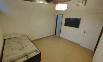 Imagem 4: Casa de condomínio térrea para aluguel possui 120 metros quadrados com 4 quartos